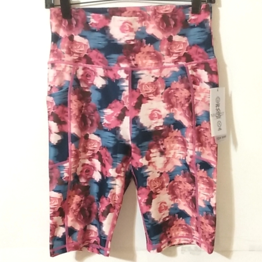 NINE WEST ACTIVE Pink Floral Biker Athletic Workout Running Shorts SIZE …